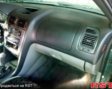 Зеленый Мицубиси Галант, объемом двигателя 2.4 л и пробегом 1000 тыс. км за 2700 $, фото 2 на Automoto.ua