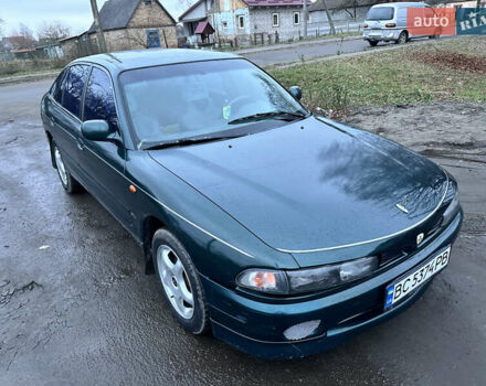 Зеленый Мицубиси Галант, объемом двигателя 2 л и пробегом 412 тыс. км за 1999 $, фото 1 на Automoto.ua