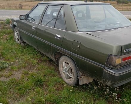 Зеленый Мицубиси Галант, объемом двигателя 1.6 л и пробегом 230 тыс. км за 600 $, фото 1 на Automoto.ua