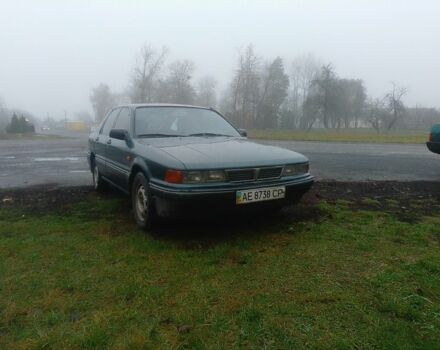 Зеленый Мицубиси Галант, объемом двигателя 0 л и пробегом 580 тыс. км за 942 $, фото 1 на Automoto.ua