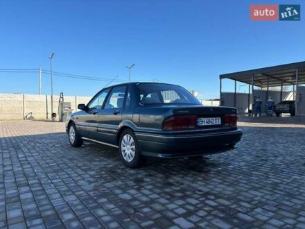 Зеленый Мицубиси Галант, объемом двигателя 1.8 л и пробегом 352 тыс. км за 1900 $, фото 1 на Automoto.ua