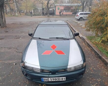 Зеленый Мицубиси Галант, объемом двигателя 2 л и пробегом 280 тыс. км за 1450 $, фото 1 на Automoto.ua