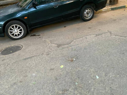 Зелений Міцубісі Галант, об'ємом двигуна 1.83 л та пробігом 490 тис. км за 2400 $, фото 1 на Automoto.ua