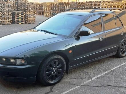 Міцубісі Галант 1997 у Миколаєві на Automoto.ua Зелений Міцубісі Галант, об'ємом двигуна 2 л та пробігом 304 тис. км за 3000 $, фото 1 на Automoto.ua
