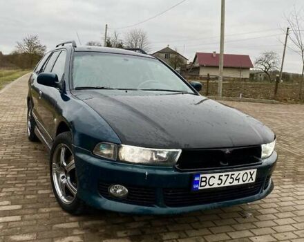 Зелений Міцубісі Галант, об'ємом двигуна 2.5 л та пробігом 355 тис. км за 3200 $, фото 1 на Automoto.ua