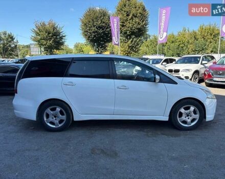 Белый Мицубиси Грандис, объемом двигателя 2.38 л и пробегом 185 тыс. км за 6700 $, фото 3 на Automoto.ua