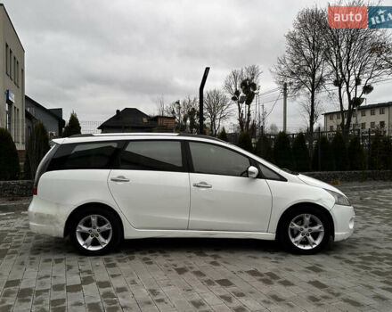 Белый Мицубиси Грандис, объемом двигателя 2.4 л и пробегом 340 тыс. км за 3400 $, фото 4 на Automoto.ua