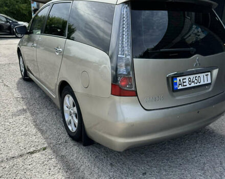 Міцубісі Грандіс 2007 у Кам'янське (Дніпродзержинськ) на Automoto.ua Бежевий Міцубісі Грандіс, об'ємом двигуна 2.4 л та пробігом 406 тис. км за 9500 $, фото 6 на Automoto.ua