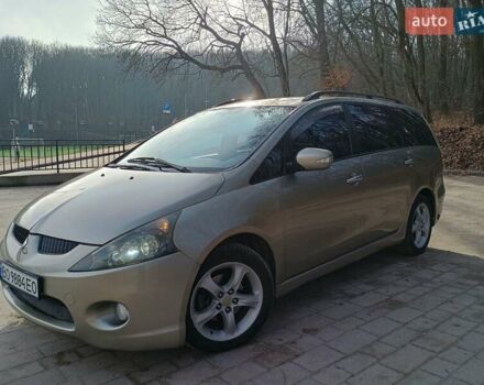 Мицубиси Грандис 2007 в Тернополе на Automoto.ua Бежевый Мицубиси Грандис, объемом двигателя 2.38 л и пробегом 218 тыс. км за 5600 $, фото 7 на Automoto.ua