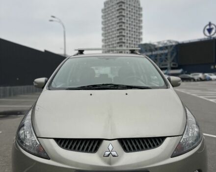Бежевий Міцубісі Грандіс, об'ємом двигуна 2.4 л та пробігом 250 тис. км за 6300 $, фото 3 на Automoto.ua