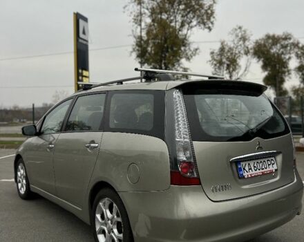 Бежевий Міцубісі Грандіс, об'ємом двигуна 2.4 л та пробігом 250 тис. км за 6300 $, фото 1 на Automoto.ua