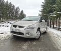 Бежевий Міцубісі Грандіс, об'ємом двигуна 2.4 л та пробігом 244 тис. км за 4800 $, фото 1 на Automoto.ua