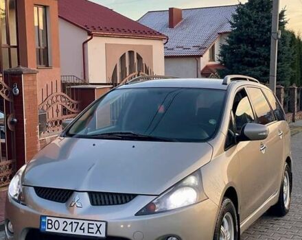 Бежевый Мицубиси Грандис, объемом двигателя 2.38 л и пробегом 74 тыс. км за 7200 $, фото 14 на Automoto.ua