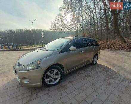 Мицубиси Грандис 2007 в Тернополе на Automoto.ua Бежевый Мицубиси Грандис, объемом двигателя 2.38 л и пробегом 218 тыс. км за 5600 $, фото 16 на Automoto.ua