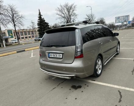 Бежевый Мицубиси Грандис, объемом двигателя 2.4 л и пробегом 250 тыс. км за 5650 $, фото 2 на Automoto.ua