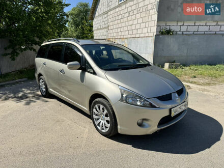 Мицубиси Грандис 2007 в Киеве на Automoto.ua Бежевый Мицубиси Грандис, объемом двигателя 2.4 л и пробегом 247 тыс. км за 5999 $, фото 1 на Automoto.ua