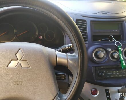 Чорний Міцубісі Грандіс, об'ємом двигуна 2.4 л та пробігом 282 тис. км за 4700 $, фото 9 на Automoto.ua