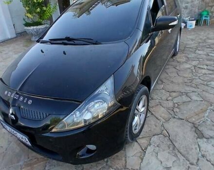 Черный Мицубиси Грандис, объемом двигателя 2.4 л и пробегом 323 тыс. км за 5500 $, фото 5 на Automoto.ua