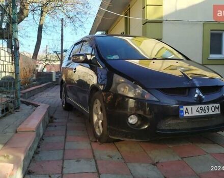 Черный Мицубиси Грандис, объемом двигателя 2.4 л и пробегом 282 тыс. км за 5400 $, фото 6 на Automoto.ua
