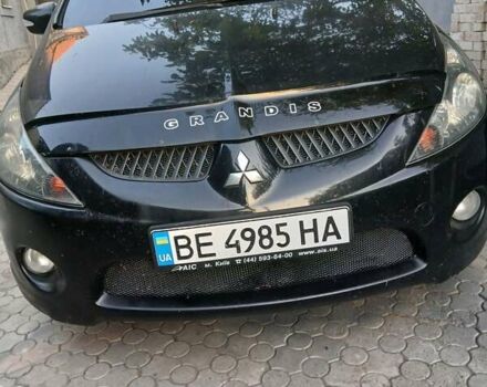 Черный Мицубиси Грандис, объемом двигателя 2.4 л и пробегом 323 тыс. км за 5500 $, фото 7 на Automoto.ua