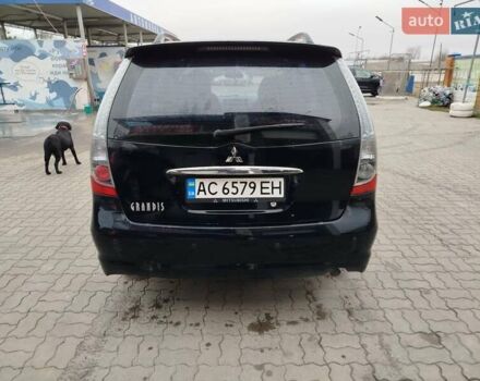 Чорний Міцубісі Грандіс, об'ємом двигуна 2.4 л та пробігом 422 тис. км за 5450 $, фото 4 на Automoto.ua