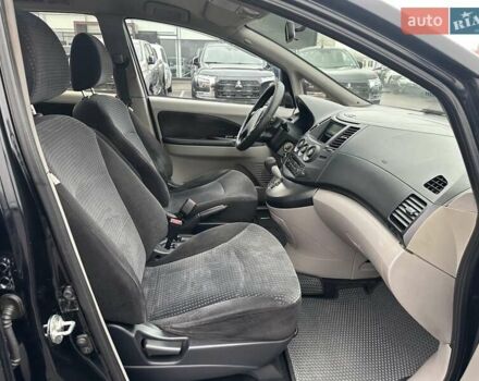 Черный Мицубиси Грандис, объемом двигателя 2.4 л и пробегом 212 тыс. км за 5300 $, фото 23 на Automoto.ua