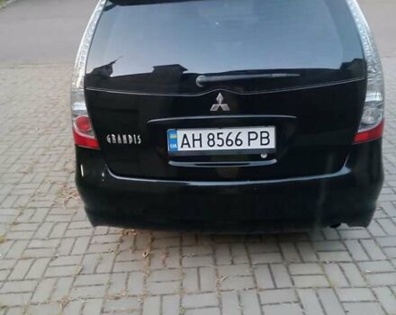 Чорний Міцубісі Грандіс, об'ємом двигуна 2.4 л та пробігом 270 тис. км за 6200 $, фото 1 на Automoto.ua