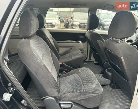 Черный Мицубиси Грандис, объемом двигателя 2.4 л и пробегом 212 тыс. км за 5300 $, фото 26 на Automoto.ua