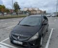 Чорний Міцубісі Грандіс, об'ємом двигуна 2.38 л та пробігом 227 тис. км за 5800 $, фото 1 на Automoto.ua