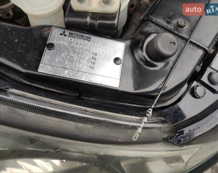 Черный Мицубиси Грандис, объемом двигателя 2 л и пробегом 309 тыс. км за 5400 $, фото 10 на Automoto.ua