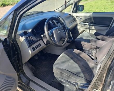 Черный Мицубиси Грандис, объемом двигателя 2 л и пробегом 280 тыс. км за 2384 $, фото 4 на Automoto.ua