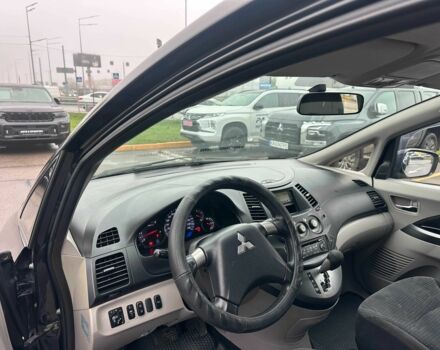 Черный Мицубиси Грандис, объемом двигателя 2.4 л и пробегом 212 тыс. км за 5300 $, фото 11 на Automoto.ua