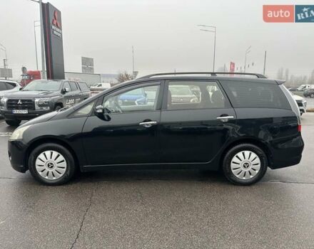 Черный Мицубиси Грандис, объемом двигателя 2.4 л и пробегом 212 тыс. км за 5300 $, фото 3 на Automoto.ua