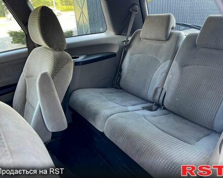 Черный Мицубиси Грандис, объемом двигателя 2.4 л и пробегом 250 тыс. км за 5900 $, фото 8 на Automoto.ua