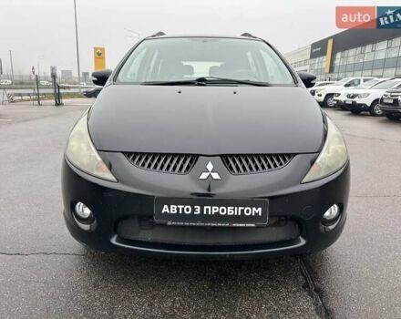 Черный Мицубиси Грандис, объемом двигателя 2.4 л и пробегом 212 тыс. км за 5300 $, фото 1 на Automoto.ua