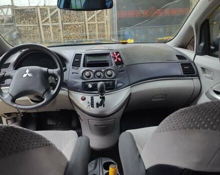 Міцубісі Грандіс 2005 у Чернігові на Automoto.ua Чорний Міцубісі Грандіс, об'ємом двигуна 2.4 л та пробігом 500 тис. км за 4200 $, фото 9 на Automoto.ua