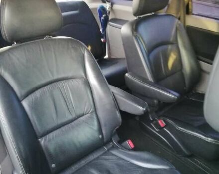 Чорний Міцубісі Грандіс, об'ємом двигуна 2.4 л та пробігом 261 тис. км за 6900 $, фото 4 на Automoto.ua