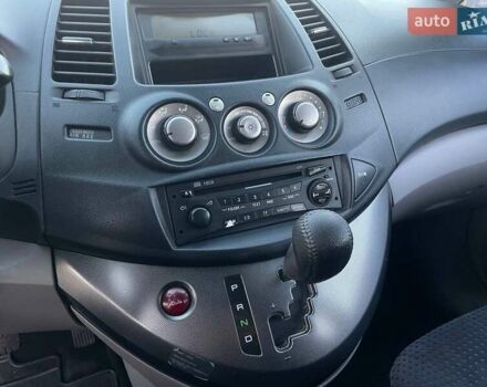 Черный Мицубиси Грандис, объемом двигателя 2.38 л и пробегом 197 тыс. км за 5299 $, фото 20 на Automoto.ua