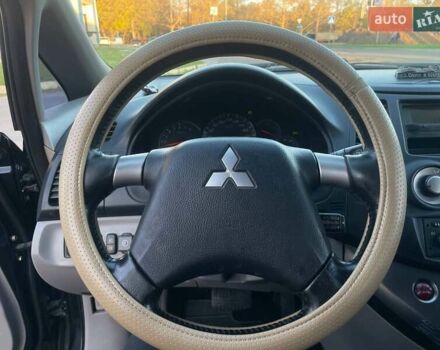 Черный Мицубиси Грандис, объемом двигателя 2.38 л и пробегом 197 тыс. км за 5299 $, фото 13 на Automoto.ua