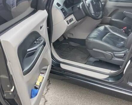 Чорний Міцубісі Грандіс, об'ємом двигуна 2.4 л та пробігом 261 тис. км за 6900 $, фото 19 на Automoto.ua