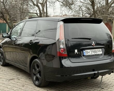 Черный Мицубиси Грандис, объемом двигателя 2 л и пробегом 222 тыс. км за 7150 $, фото 3 на Automoto.ua