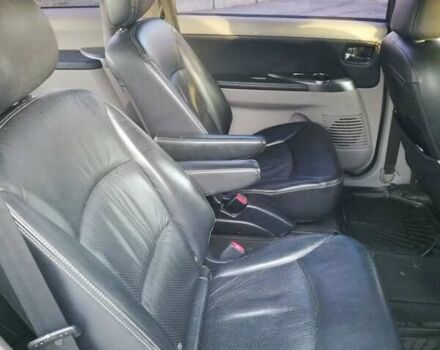 Чорний Міцубісі Грандіс, об'ємом двигуна 2.4 л та пробігом 261 тис. км за 6900 $, фото 3 на Automoto.ua