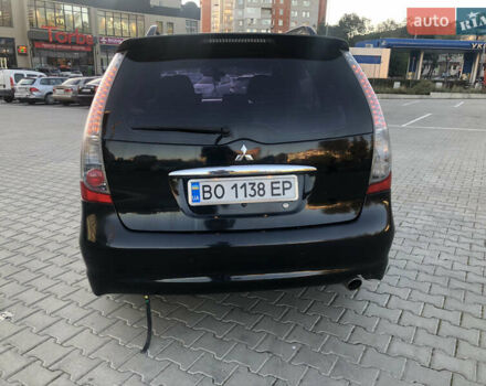 Чорний Міцубісі Грандіс, об'ємом двигуна 2.38 л та пробігом 270 тис. км за 6200 $, фото 4 на Automoto.ua