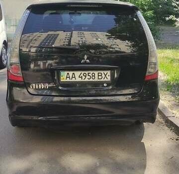 Черный Мицубиси Грандис, объемом двигателя 2.4 л и пробегом 380 тыс. км за 4400 $, фото 3 на Automoto.ua