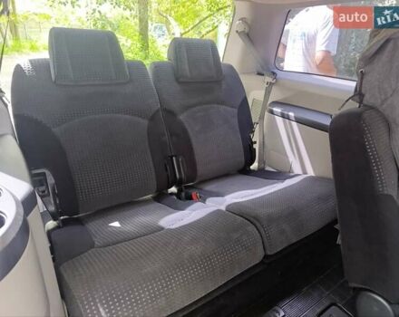 Черный Мицубиси Грандис, объемом двигателя 2.4 л и пробегом 216 тыс. км за 6300 $, фото 54 на Automoto.ua