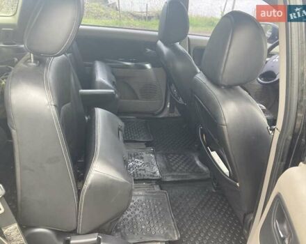 Чорний Міцубісі Грандіс, об'ємом двигуна 2.38 л та пробігом 296 тис. км за 4000 $, фото 14 на Automoto.ua