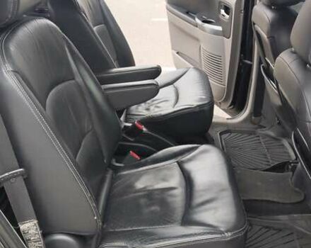 Чорний Міцубісі Грандіс, об'ємом двигуна 2.4 л та пробігом 261 тис. км за 6900 $, фото 15 на Automoto.ua