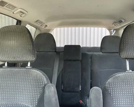 Черный Мицубиси Грандис, объемом двигателя 2.38 л и пробегом 300 тыс. км за 6000 $, фото 10 на Automoto.ua