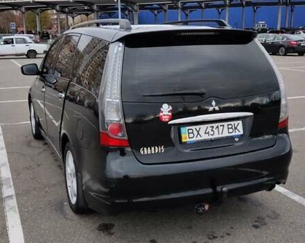 Чорний Міцубісі Грандіс, об'ємом двигуна 2.4 л та пробігом 261 тис. км за 6900 $, фото 30 на Automoto.ua