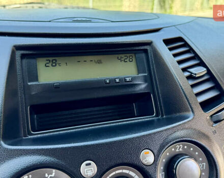 Черный Мицубиси Грандис, объемом двигателя 2.4 л и пробегом 121 тыс. км за 6450 $, фото 49 на Automoto.ua